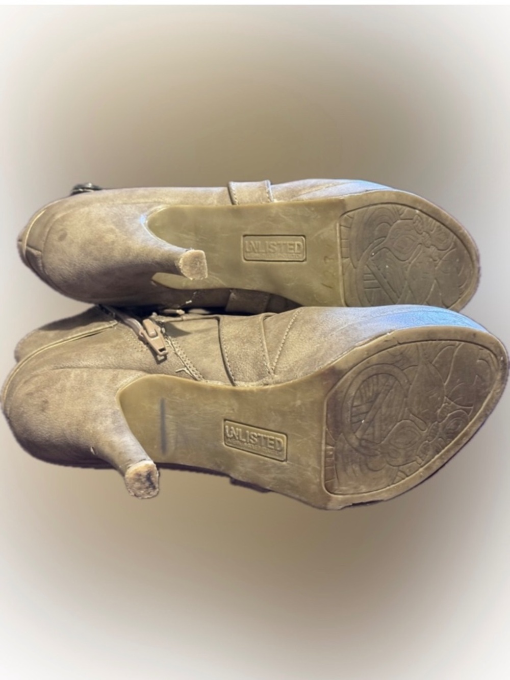 Unlisted by Kenneth Cole Taupe Faux-Suede High-Heel Ankle Booties Size 7.5 Women - Picture 7 of 7